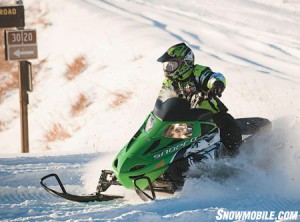 snowmobileactionphoto
