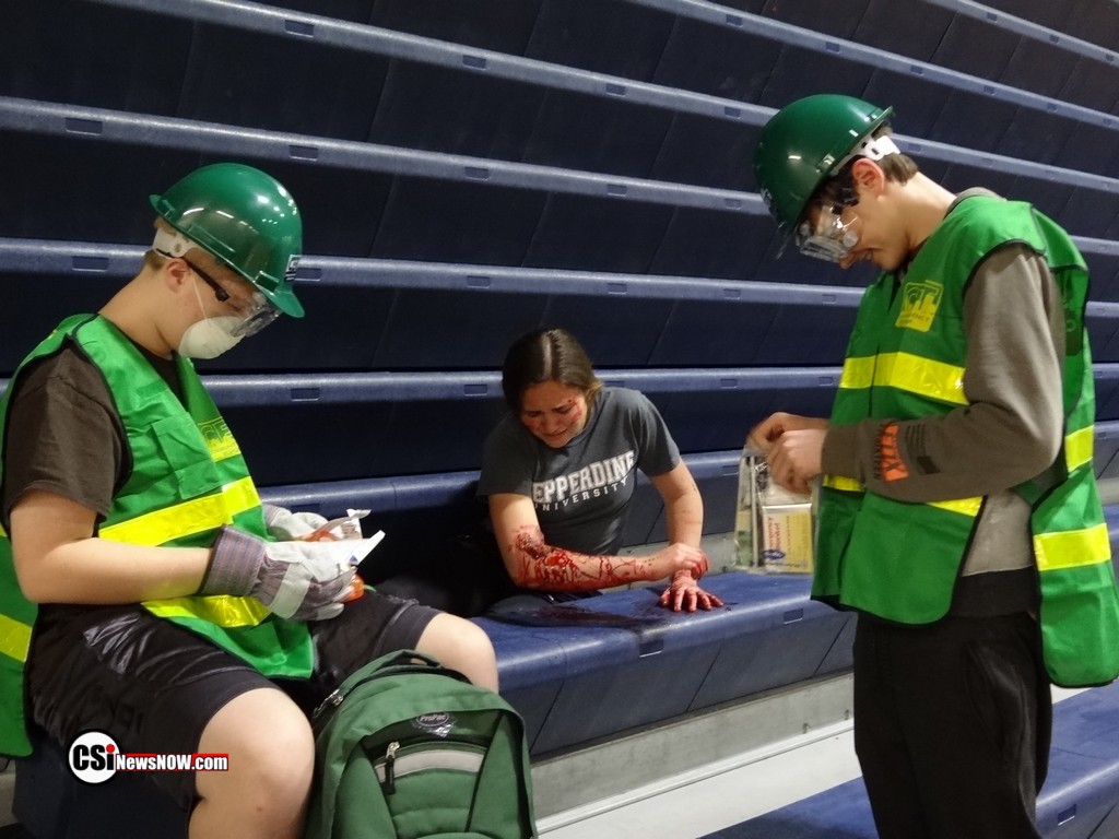 CERT class at JHS       CSi photo