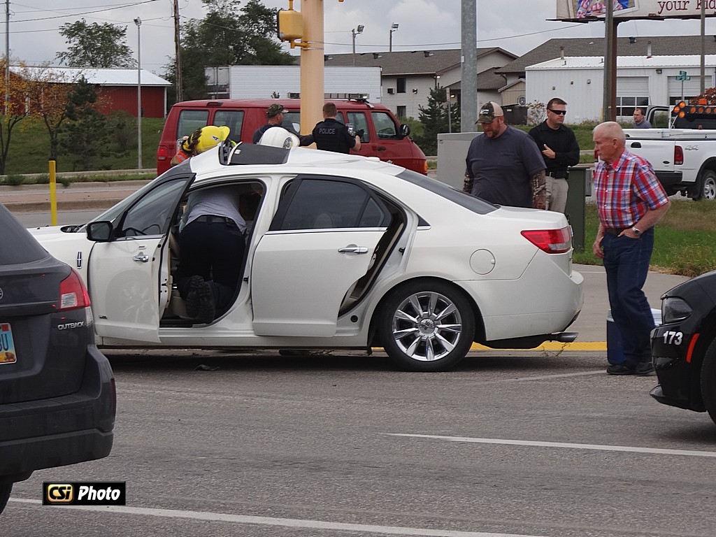 Crash - 281S & 25th Street SW     CSI photo