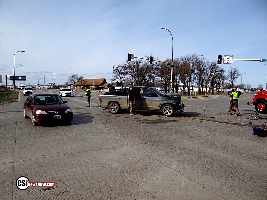  Crash 17th St SW & Hwy 281 S  April 10, 2017        CSi photo