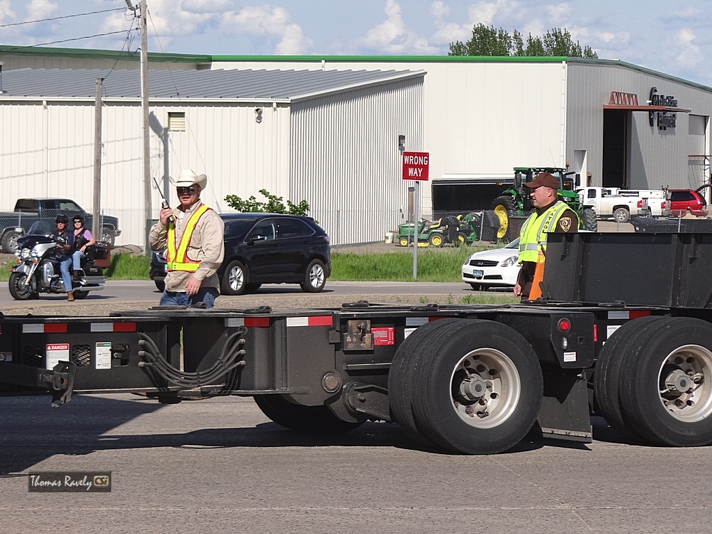 Overload Semi backs up on I-94     CSi photo