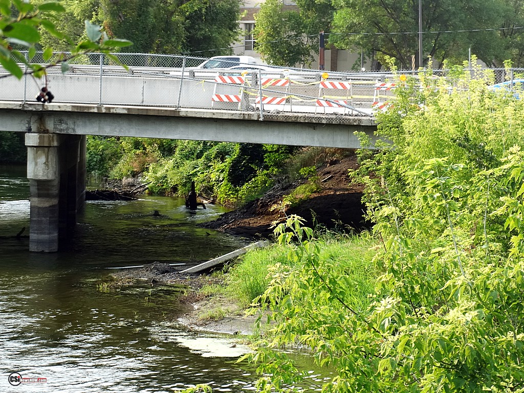 Bridge Deck Crash by Hardee's       CSi photo