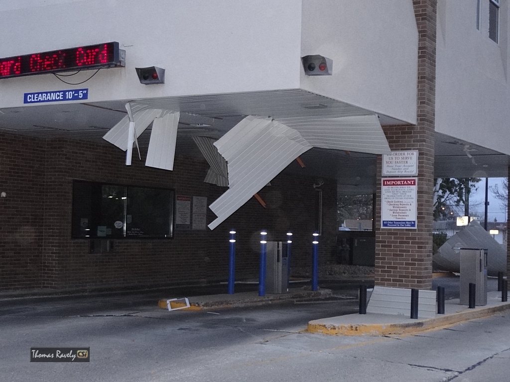 Highwind damage      CSi photo