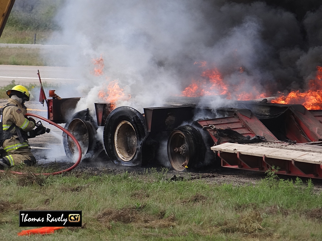 I-94 Semi Fire     CSi Photo.