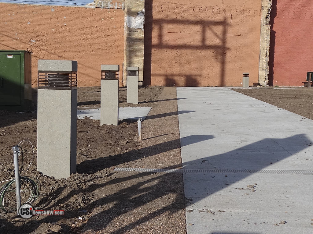 Arts Park - Jamestown ND      CSi Photo