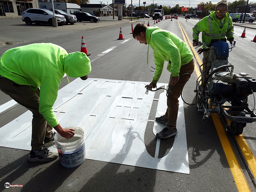 Road Diet Wed Oct 7 - Painting arrows - CSi Photos