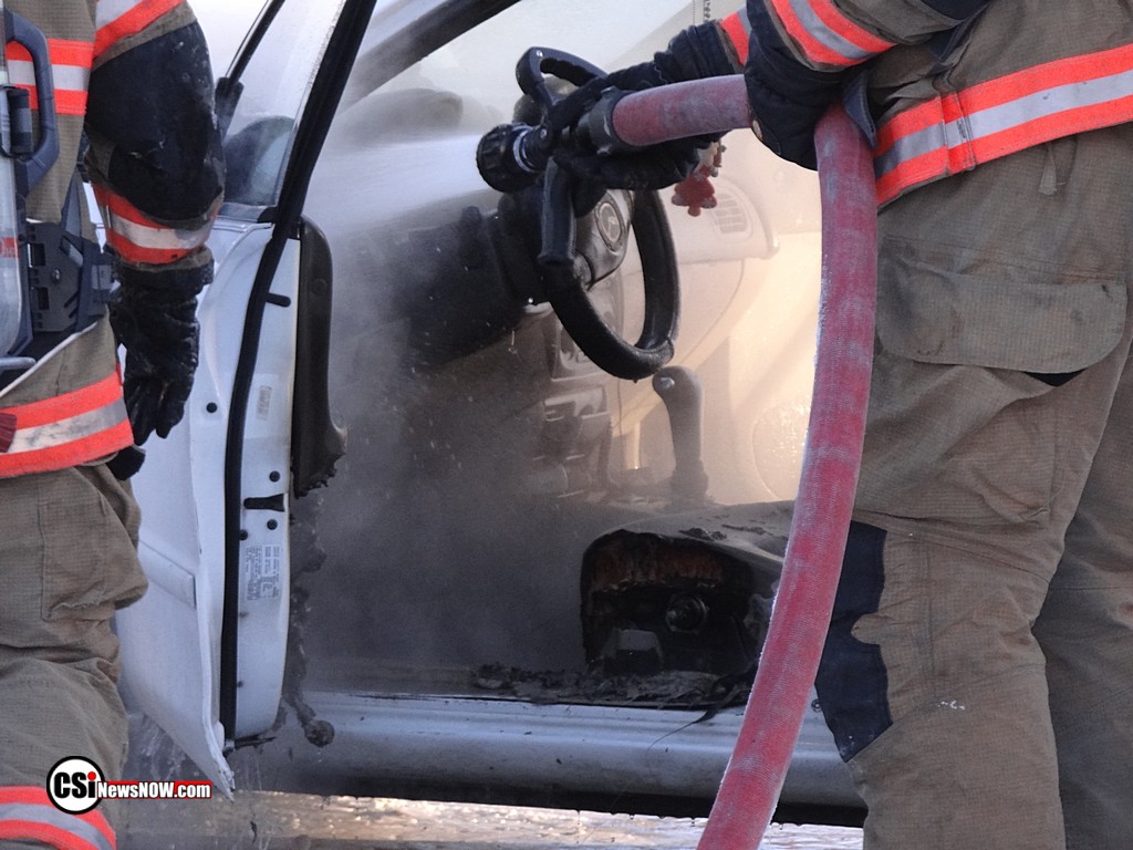 Car fire at Hugo's Jan 3, 2017 - Zero degrees - CSi Photos
