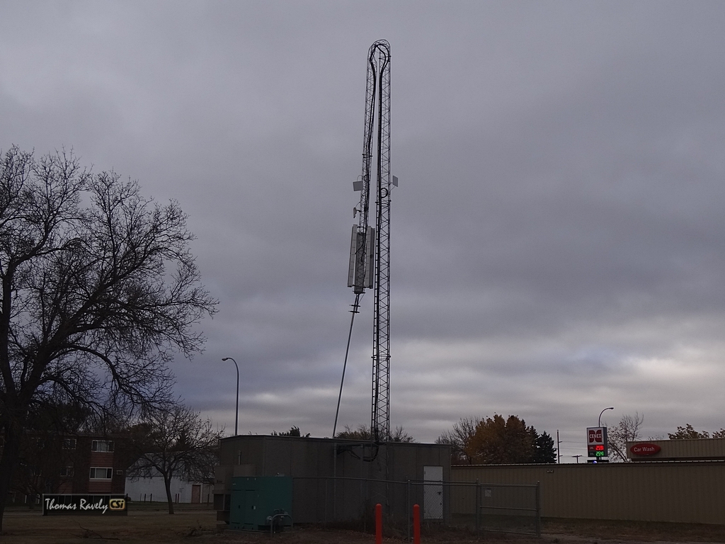 Broken communications tower NE  CSi photo