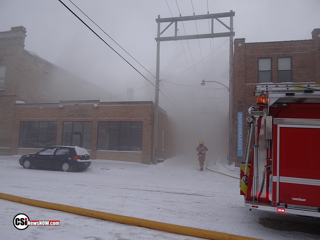 Fire at Lloyds Electronics downtown Jamestown Jan 9, 2017 CSi Photo
