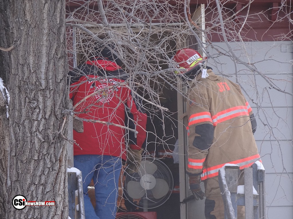 Fire 800 blk 5th Ave NE Friday Jan 6, 2017    CSi photos