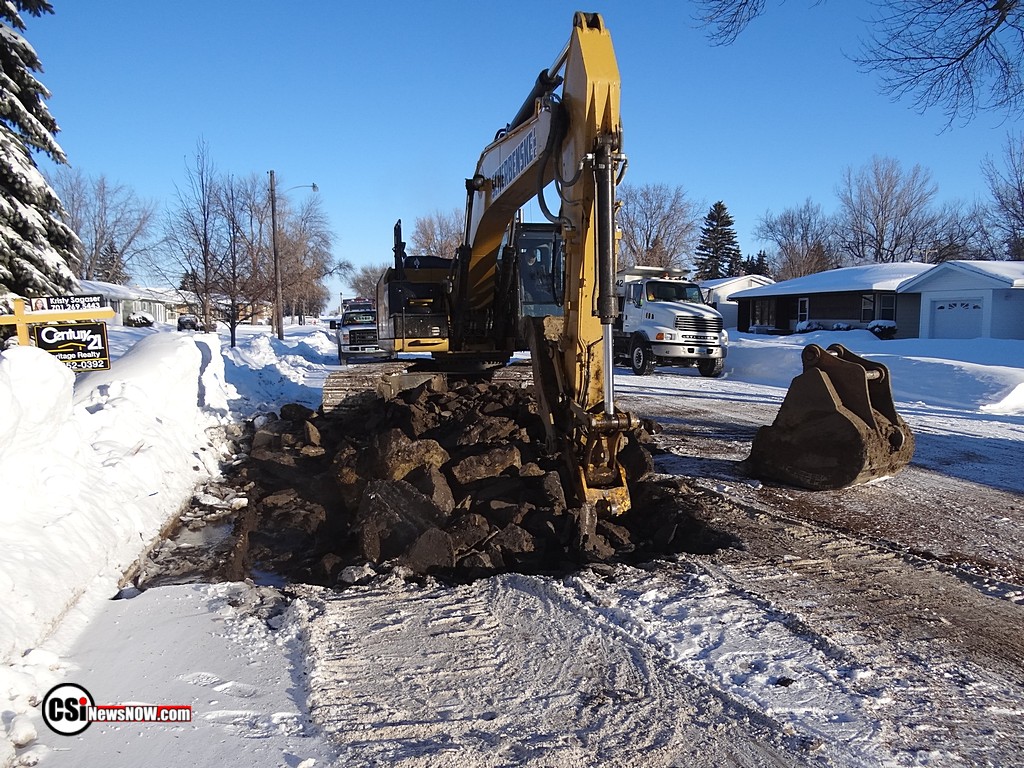 Water Break  300 block 14th Ave NE         CSi Photo