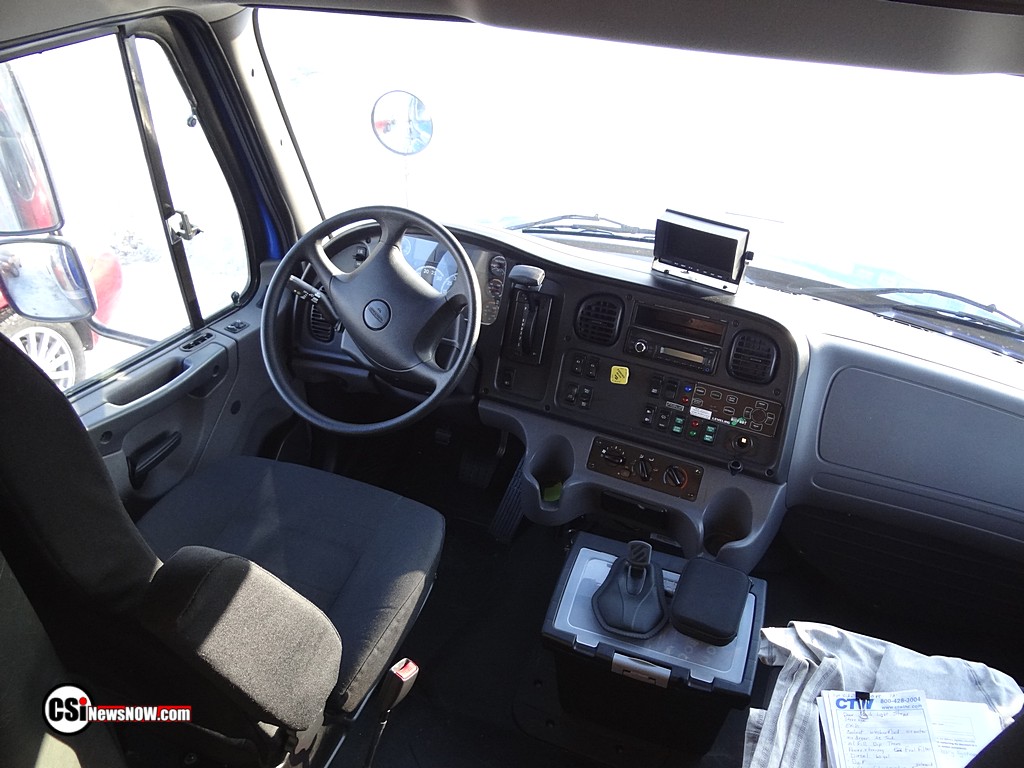 New JRVLS Bookmobile          CSi photo