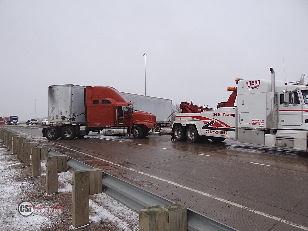 Semi Jack Knife on I94       CSi Photo.
