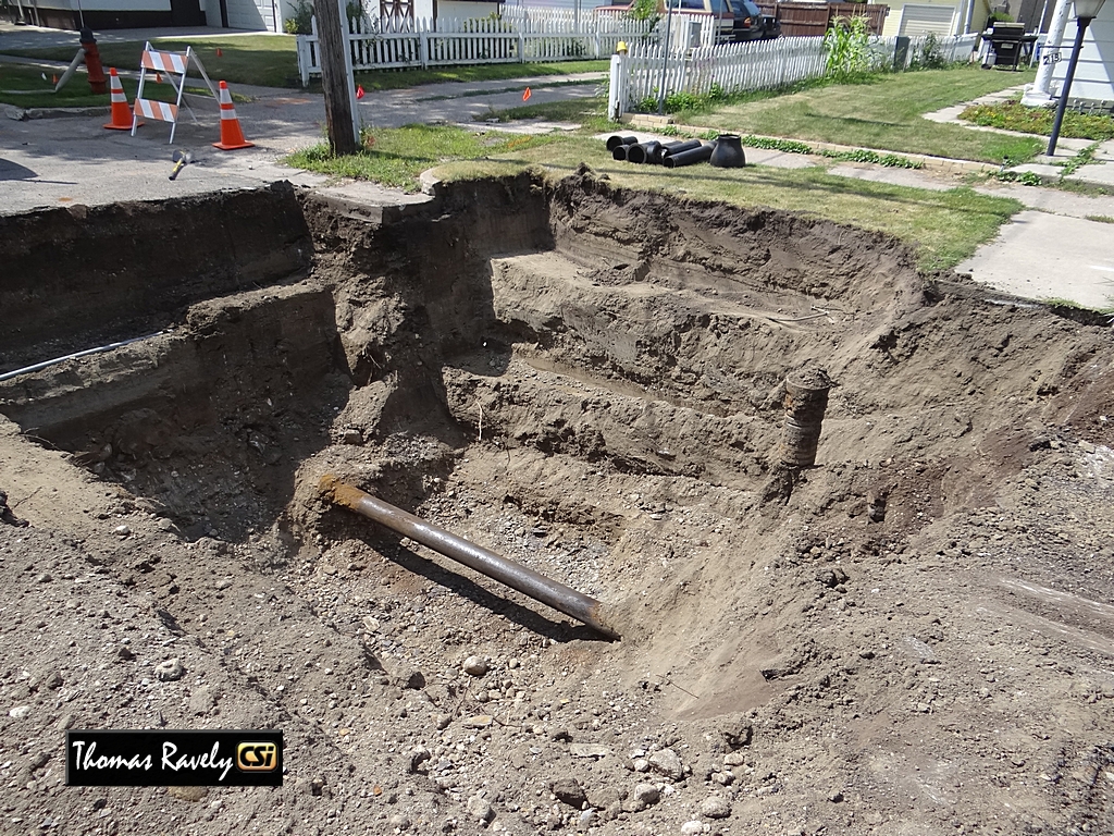 Utility Work 6th Ave NE 200 block          CSi photo