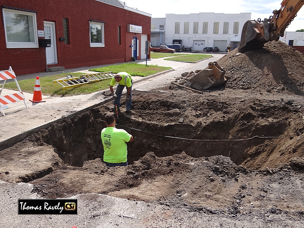 Utility Work 6th Ave NE 200 block          CSi photo